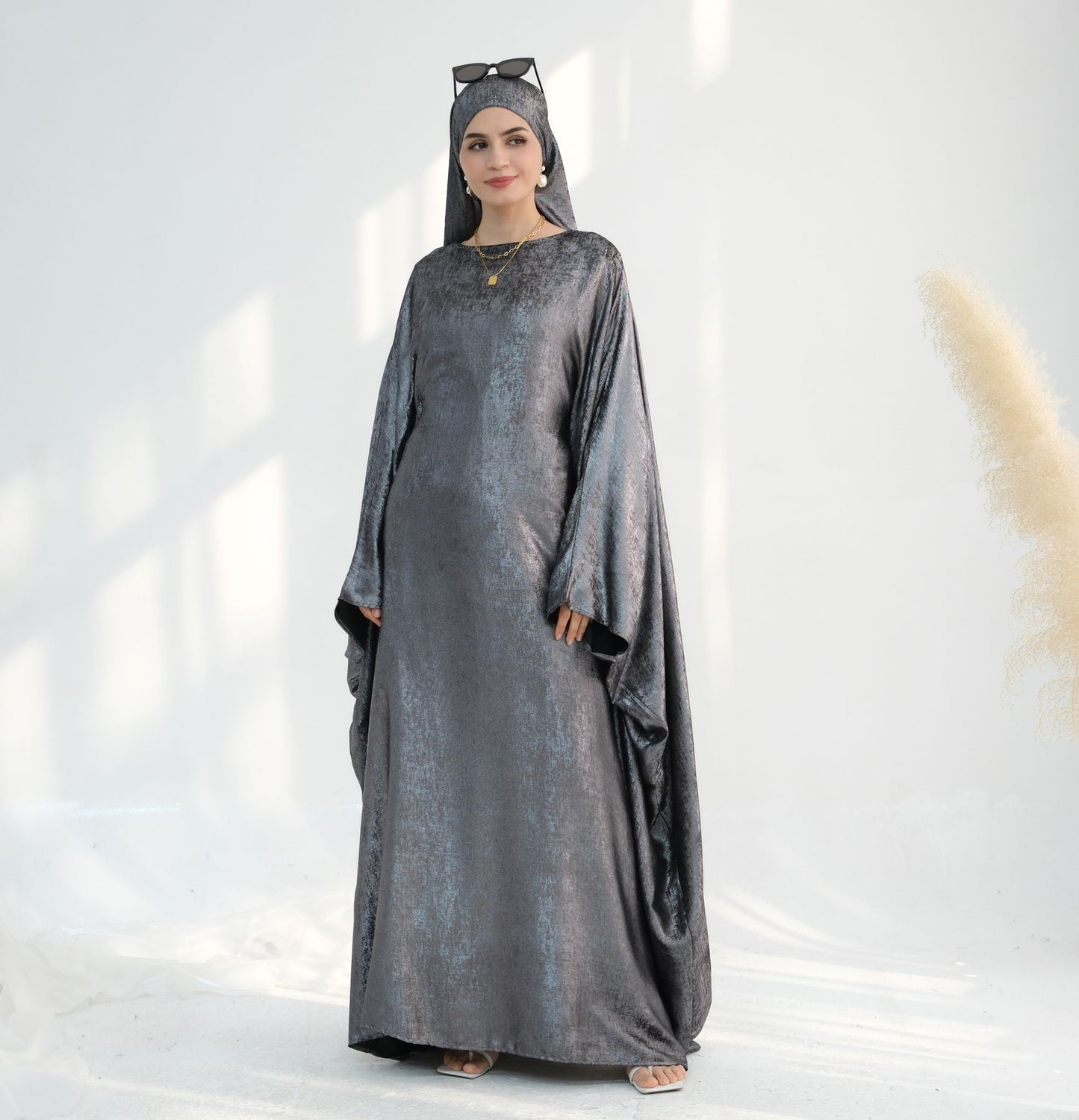 Celestial Mirage Abaya - Hazy Cloud