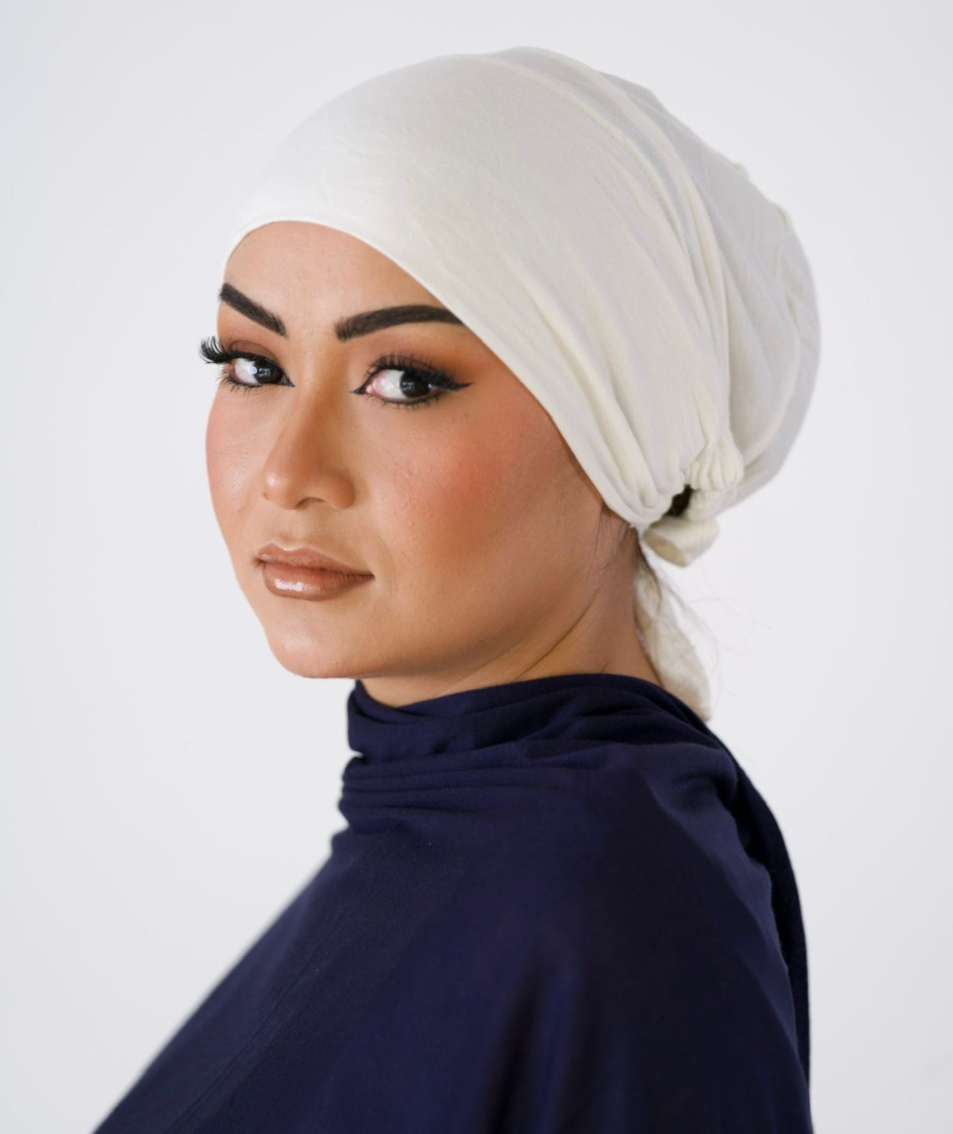 Adjustable Tie Undercap — Creamy