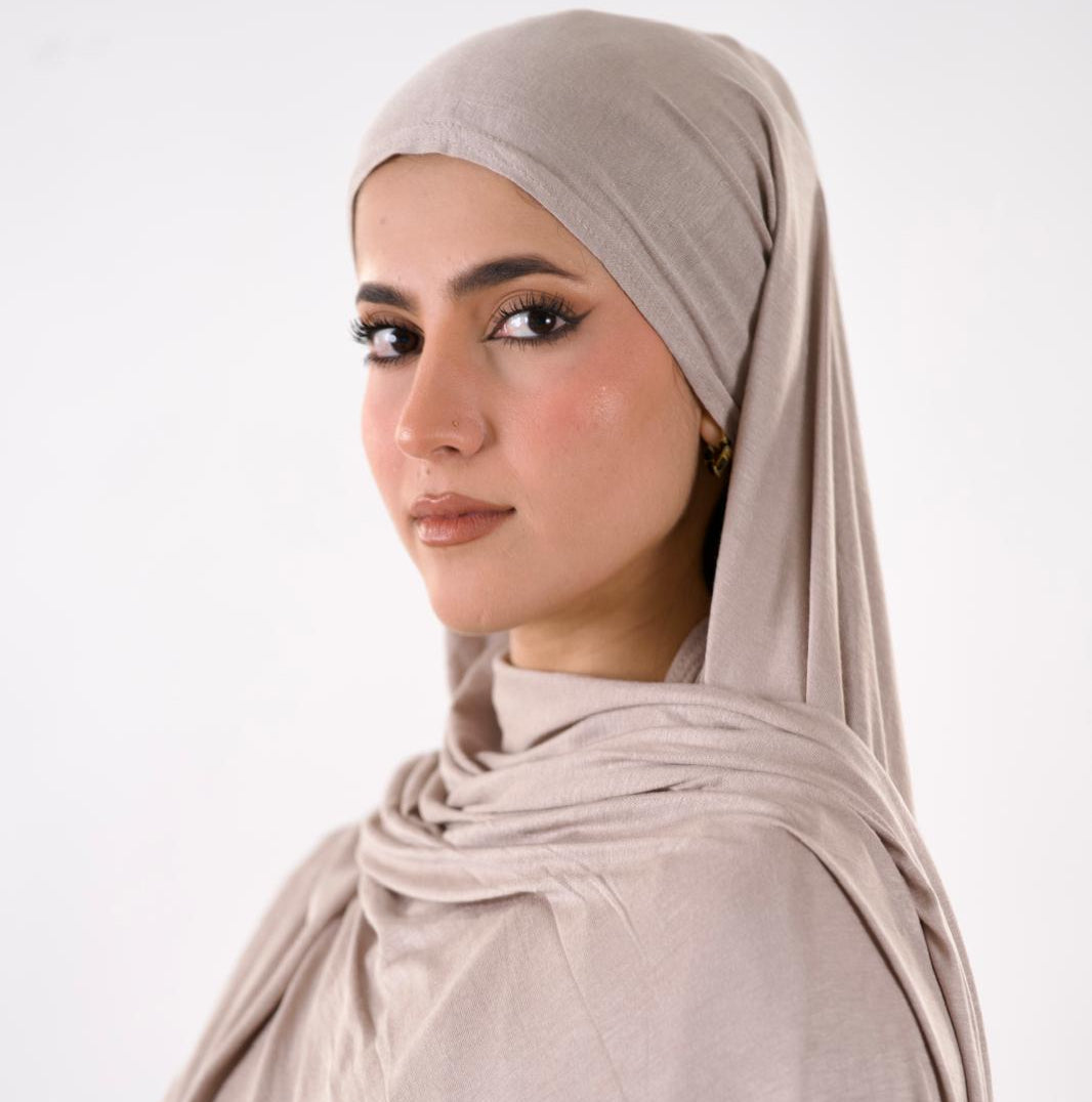 Premium Jersey Hijab — Warm Latte
