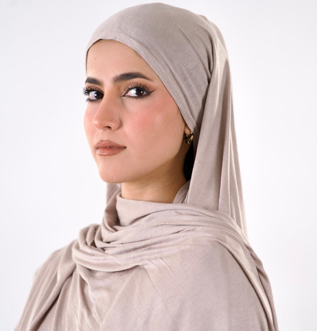 Premium Jersey Hijab — Warm Latte